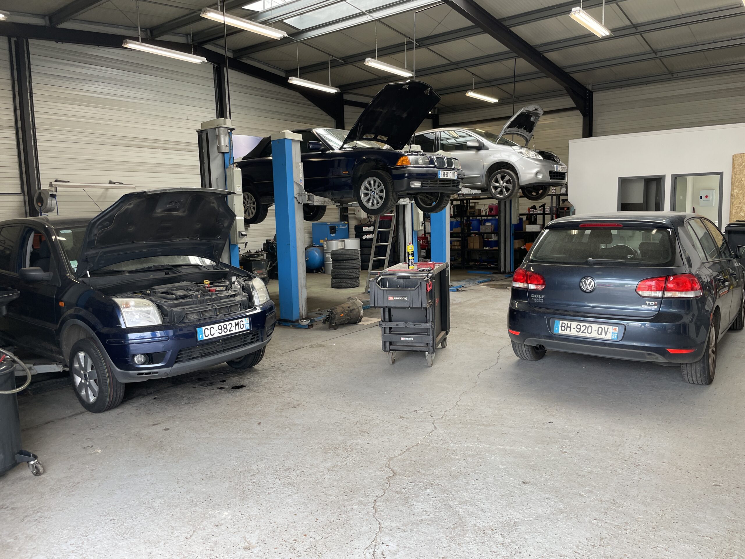 Igoville Auto Garage automobile